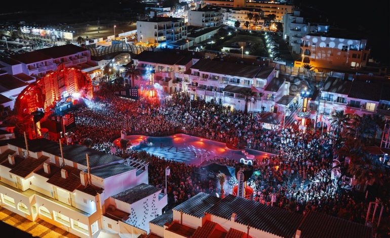  Hï Ibiza et Ushuaïa démarrent la saison par un record d’affluence